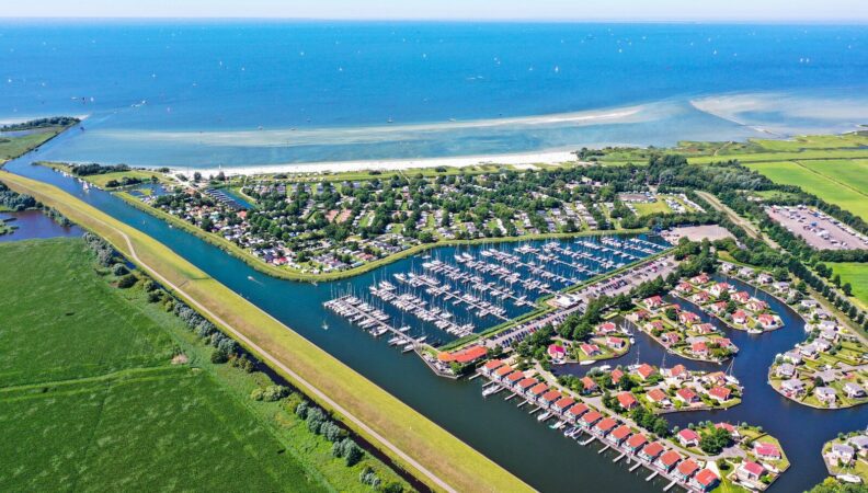 Soal Beach Resort Friesland