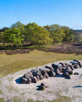 Dolmen D54